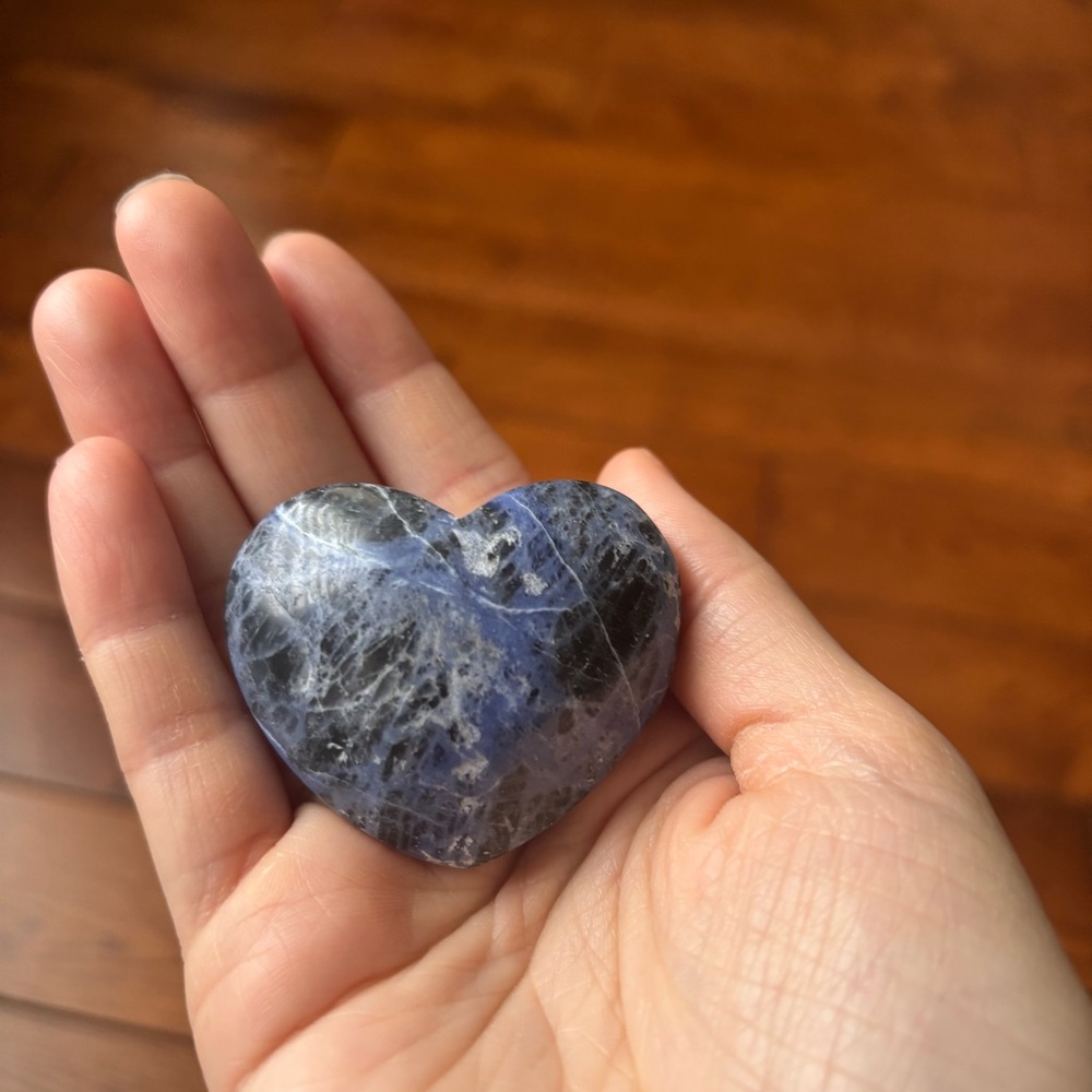 Sodalite Crystal Puffy Heart Carving (💸 Bundle Crystals to Save!)
